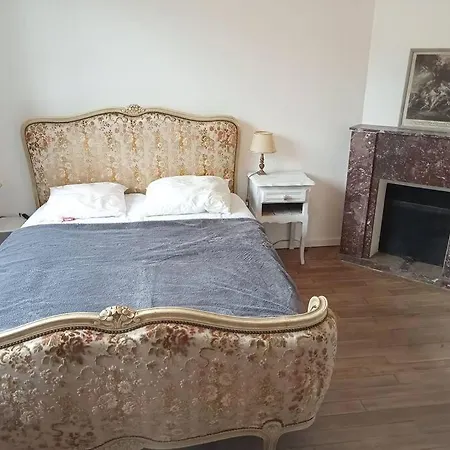 Entier Plein Centre De St Leo, 2 Ch, 4 Pers Holiday home