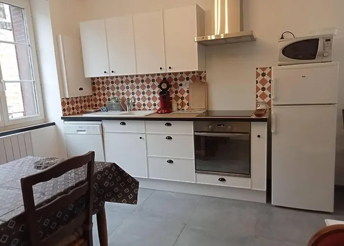 Entier Plein Centre De St Léo, 2 Ch, 4 Pers Сasa de vacaciones