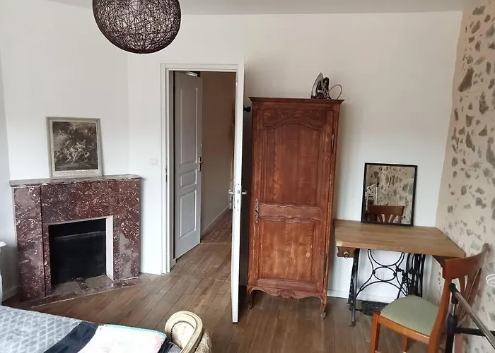 Entier Plein Centre De St Léo, 2 Ch, 4 Pers Saint-Léonard-des-Bois